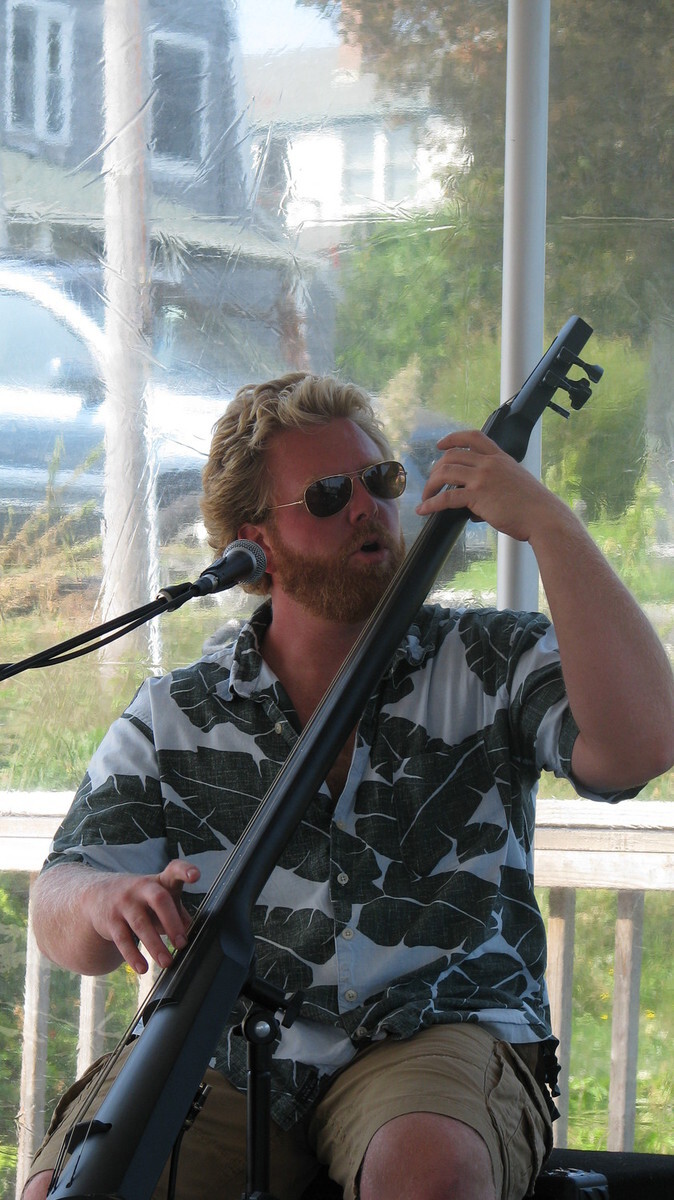 Adam Frederick NS Design Artist Radius Bass Guitar CR5