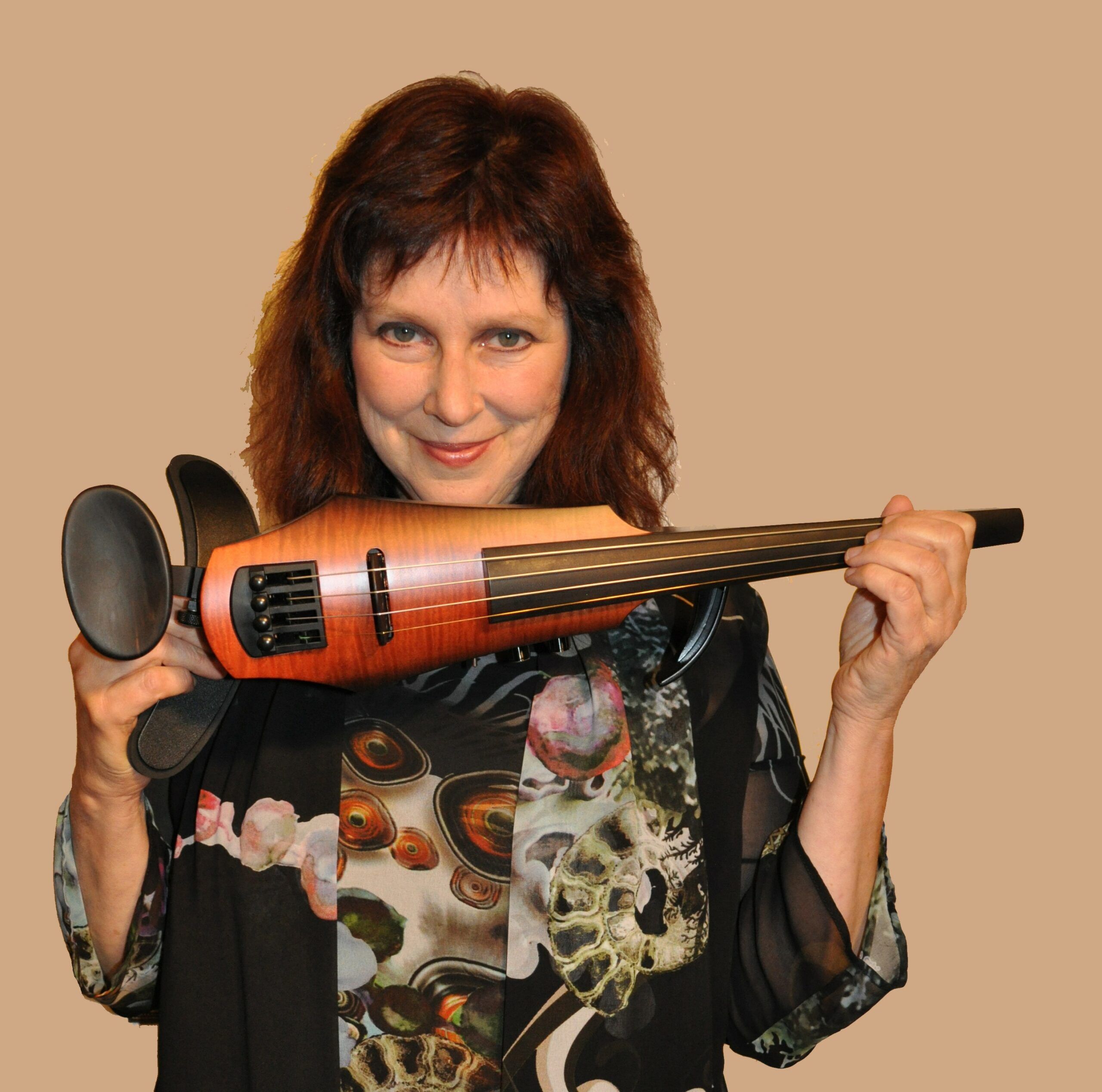 Photograph of NS Design Artist Julie Lyonn Lieberman playing her NXT4a Electric Violin.
