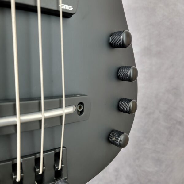 B-Stock WAV4 RADIUS Bass Guitar Matte Black W150038 - Image 9