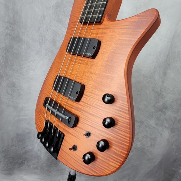 B-Stock CR4 RADIUS Bass Guitar Amber Satin 00279 - Image 3