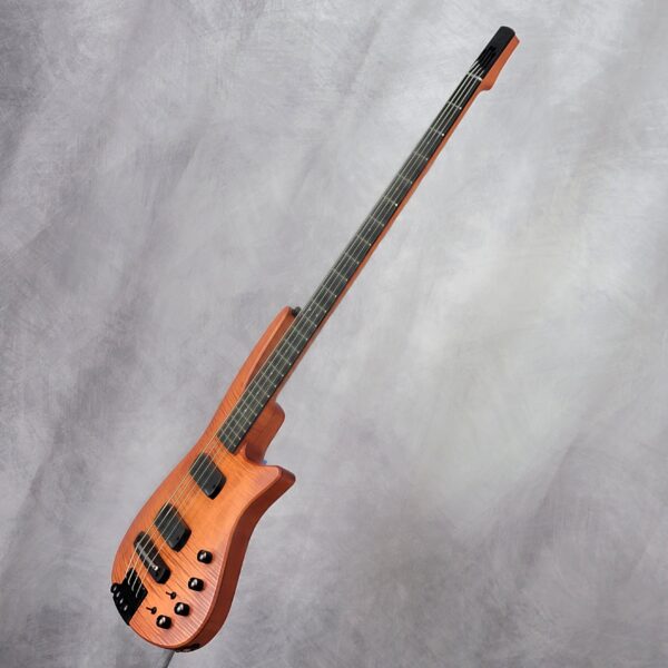 B-Stock CR4 RADIUS Bass Guitar Amber Satin 00279 - Image 2