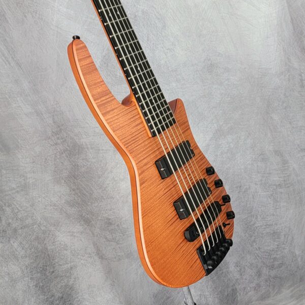 B-Stock CR6 RADIUS Bass Guitar Amber Satin LE 00866 - Image 4