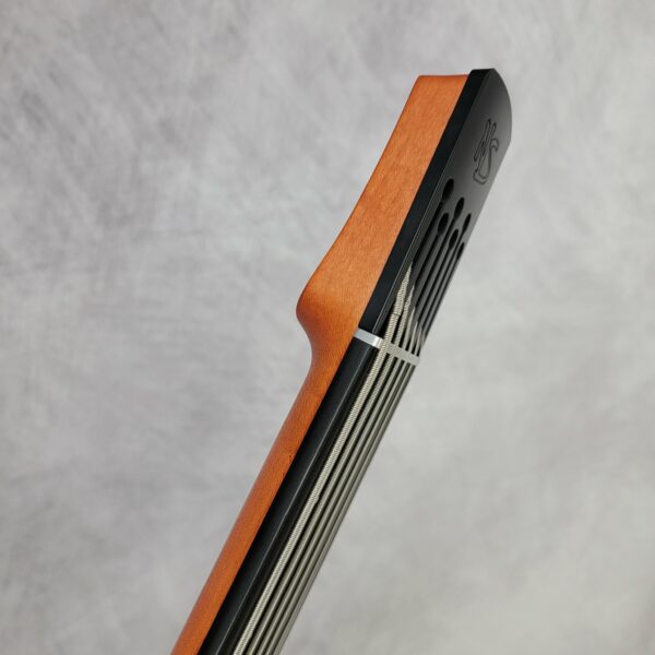 B-Stock CR6 RADIUS Bass Guitar Amber Satin Fretless LE 00789 - Image 12
