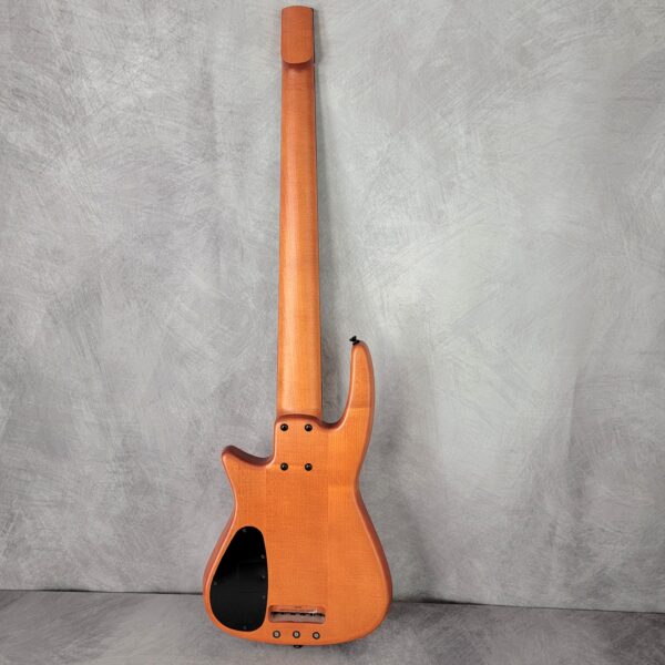 B-Stock CR6 RADIUS Bass Guitar Amber Satin Fretless LE 00789 - Image 13