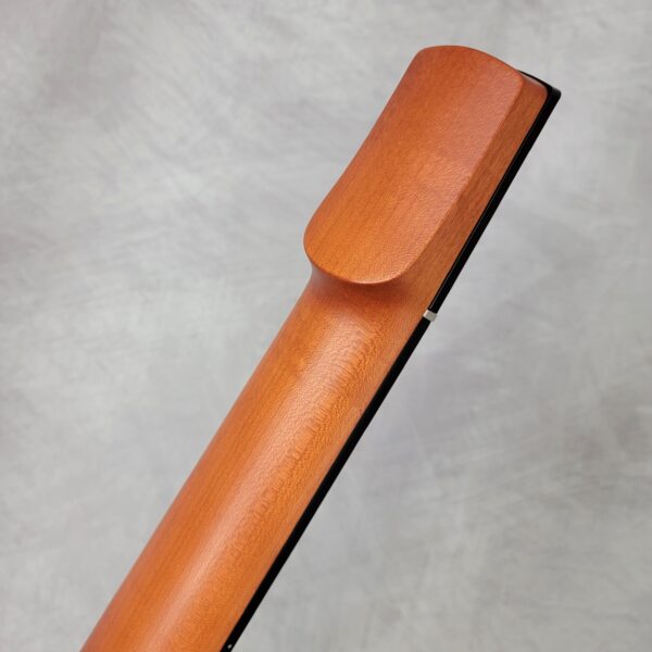 B-Stock CR6 RADIUS Bass Guitar Amber Satin Fretless LE 00789 - Image 11