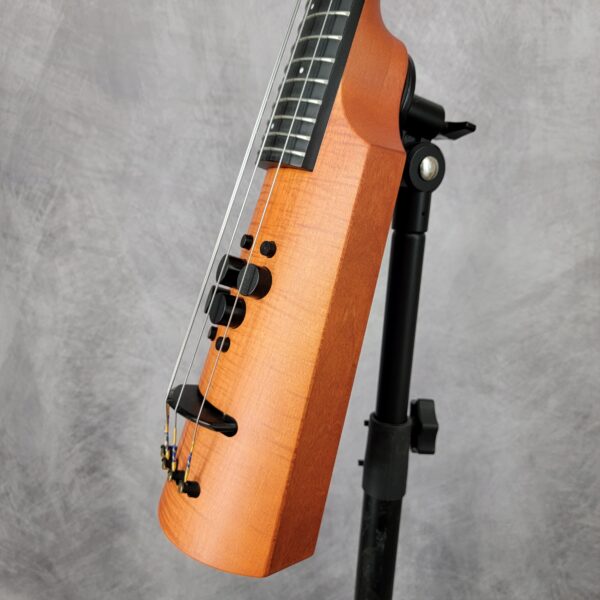 Demo CR4 Omni Bass Amber Satin Fretted 20657 - Image 4