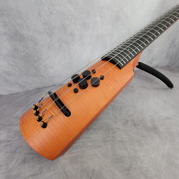Demo CR4 Omni Bass Amber Satin Fretted 20657 - Image 9