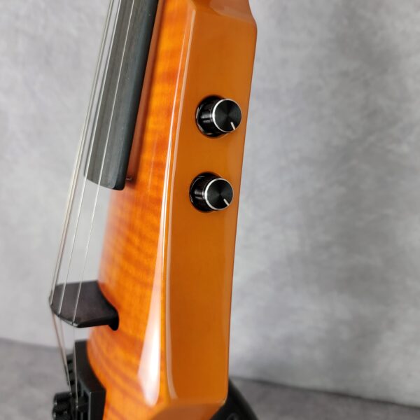 B-Stock WAV5 Electric Violin Amberburst H221475 - Image 18