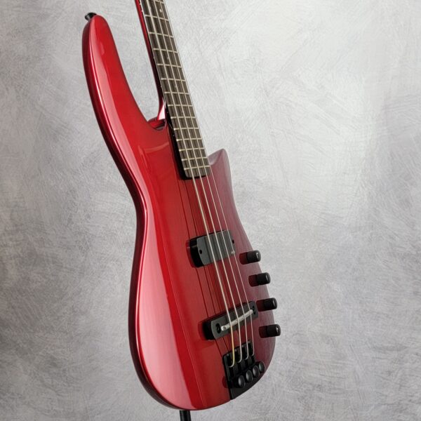 B-Stock WAV4 RADIUS Bass Guitar Metallic Crimson W160363 - Image 2