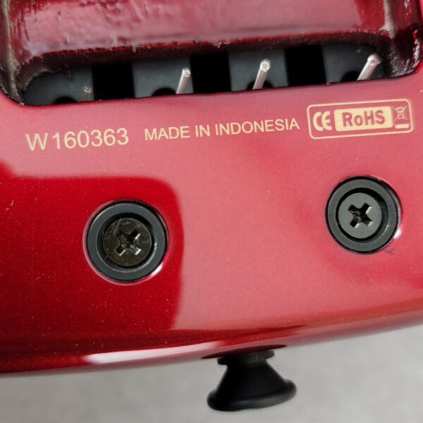 B-Stock WAV4 RADIUS Bass Guitar Metallic Crimson W160363 - Image 9