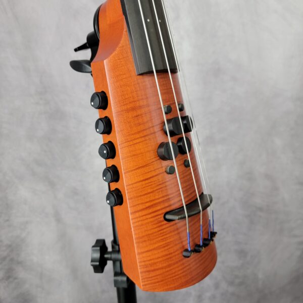 Demo CR4 Omni Bass Amber Satin 08374 - Image 3
