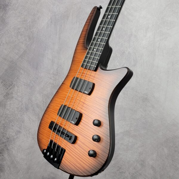 B-Stock NXT4a RADIUS Bass Guitar Sunburst 00193 - Image 3