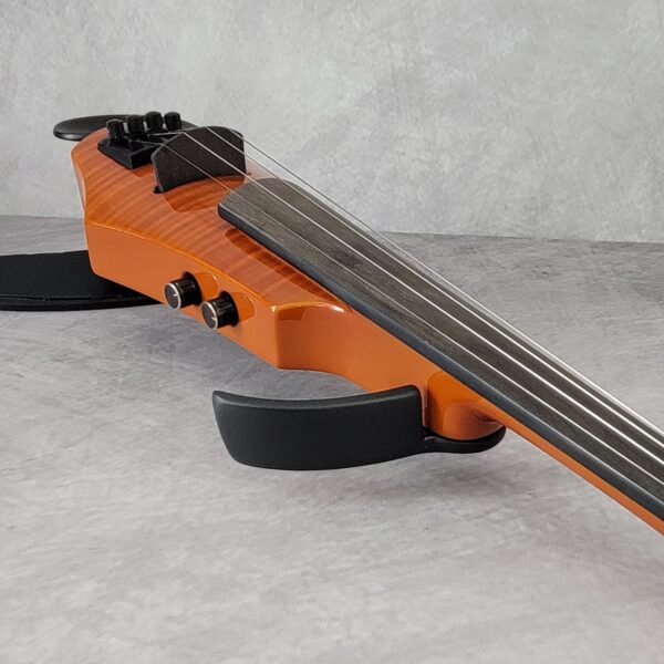 B-Stock WAV4 Electric Violin Amberburst H23110012 - Image 4