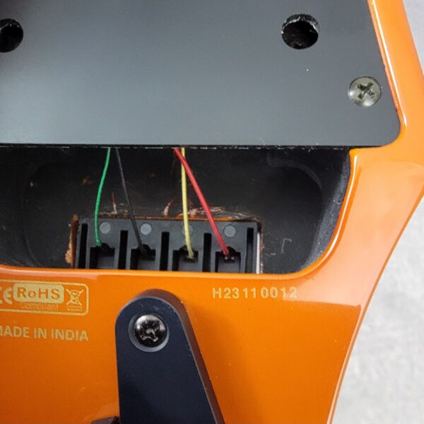 B-Stock WAV4 Electric Violin Amberburst H23110012 - Image 8