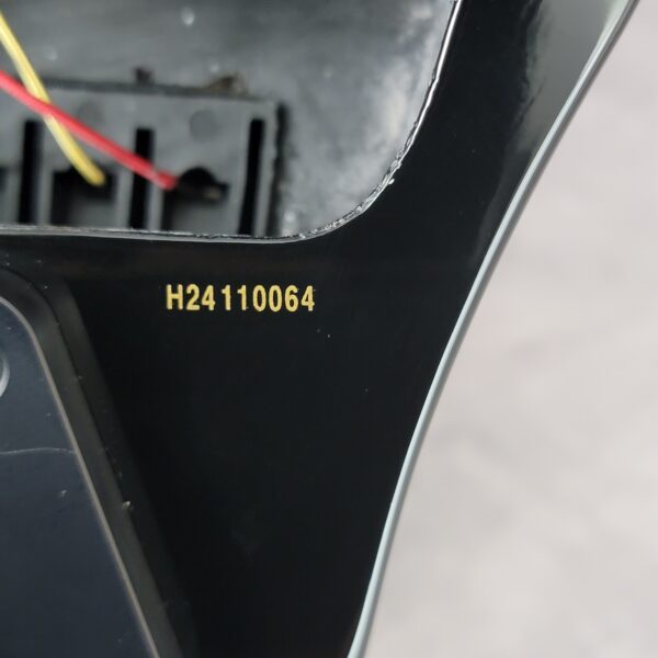 B-Stock WAV4 Electric Violin Black H24110064 - Image 8