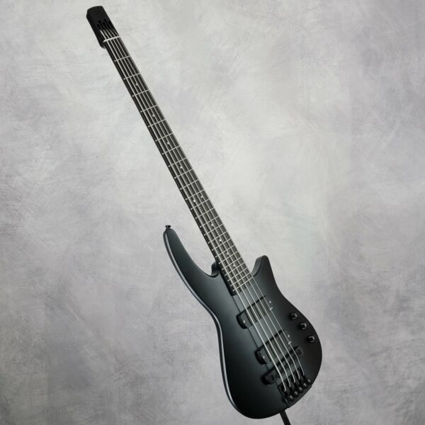B-Stock NXT5a RADIUS Bass Guitar Black 00230 - Image 2