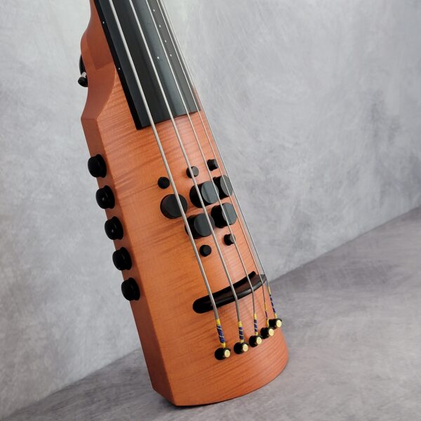 Demo CR5 Omni Bass Amber Satin 2550199 - Image 2