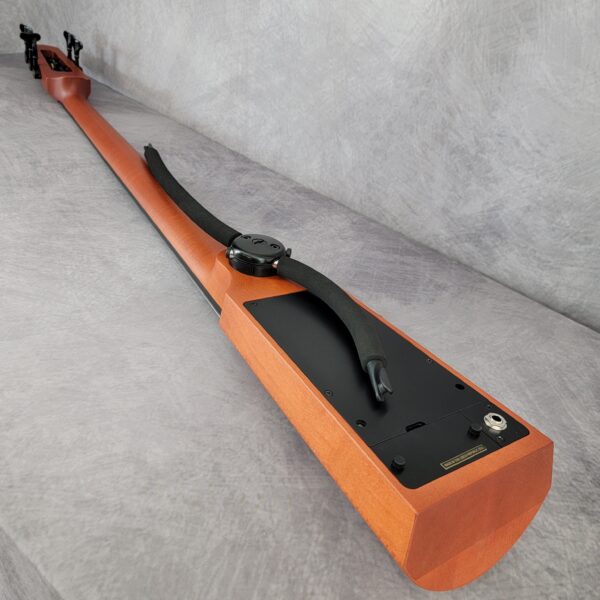 Demo CR5 Omni Bass Amber Satin 2550199 - Image 9