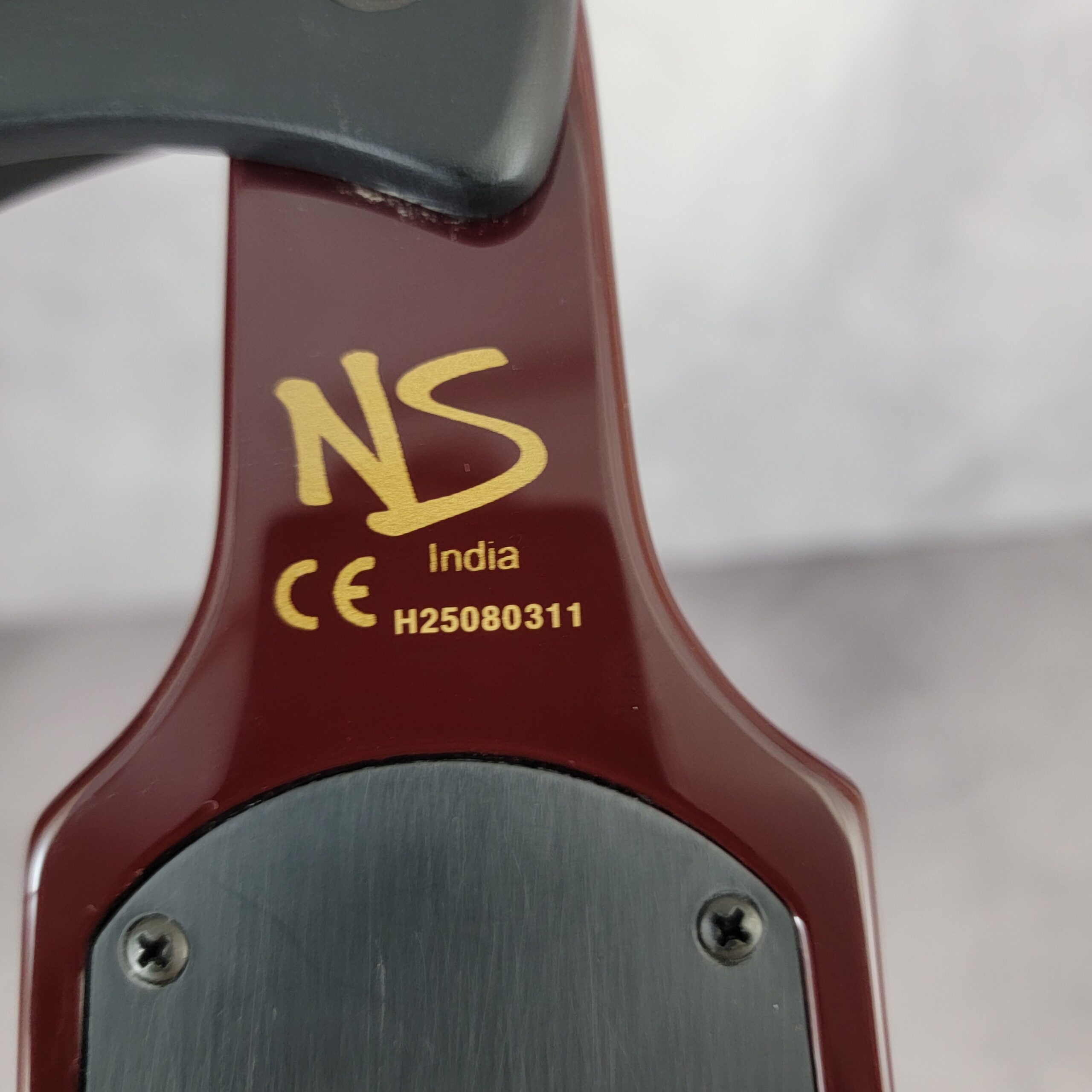 B-Stock WAV4 Electric Violin Transparent Red H25080311 - Image 5
